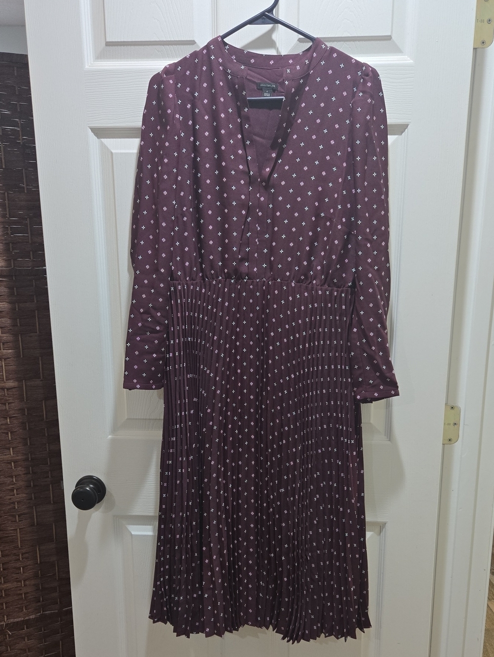 Ann Taylor Burgundy Long-Sleeve Pleated Midi Dress with White Dot Print. Size 6.